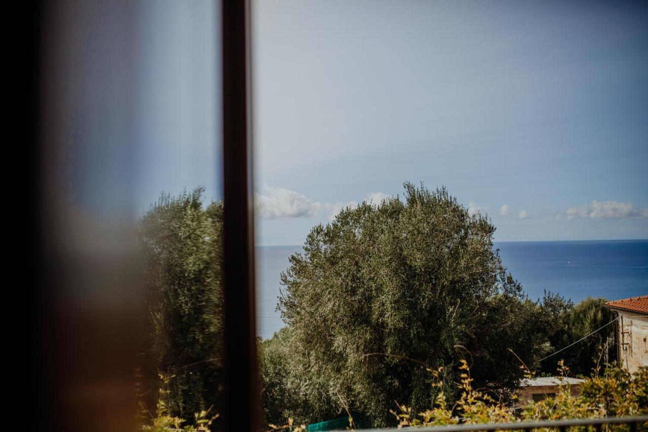 Residenza Golfo Degli Ulivi Aparthotel Caprioli Kültér fotó