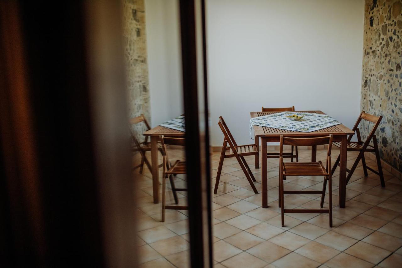 Residenza Golfo Degli Ulivi Aparthotel Caprioli Kültér fotó