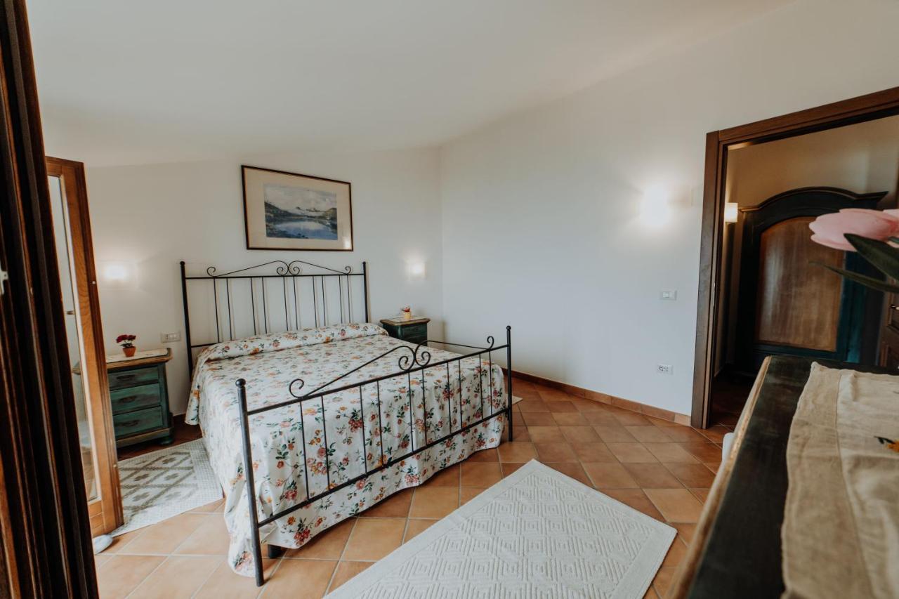 Residenza Golfo Degli Ulivi Aparthotel Caprioli Kültér fotó